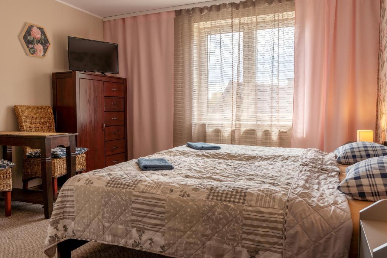 Gosciniec Skolimowka Restauracja I Pokoje Ze Sniadaniem Na Kaszubach Chmielno Exteriör bild