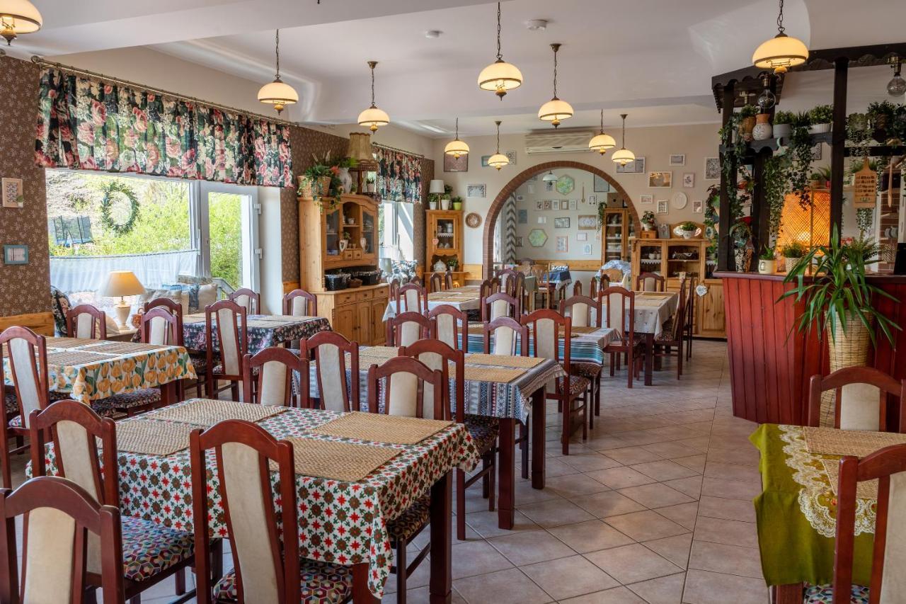 Gosciniec Skolimowka Restauracja I Pokoje Ze Sniadaniem Na Kaszubach Chmielno Exteriör bild