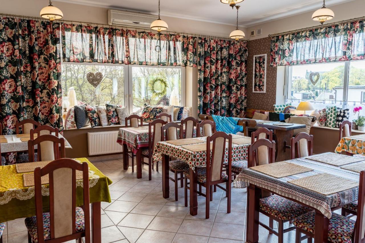 Gosciniec Skolimowka Restauracja I Pokoje Ze Sniadaniem Na Kaszubach Chmielno Exteriör bild